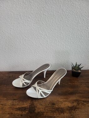 Gen E. Ration Cream Strappy Heeled Slide Sandals Crisscross Size 8.5 with Box